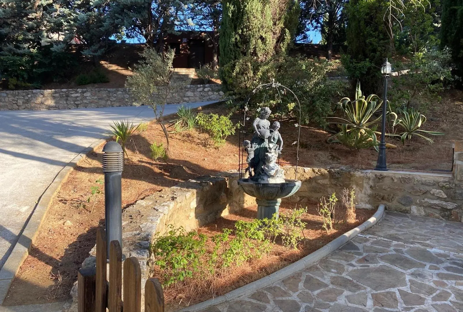 Country house Casa Rural Apiedesierra Granada Huetor Santillan